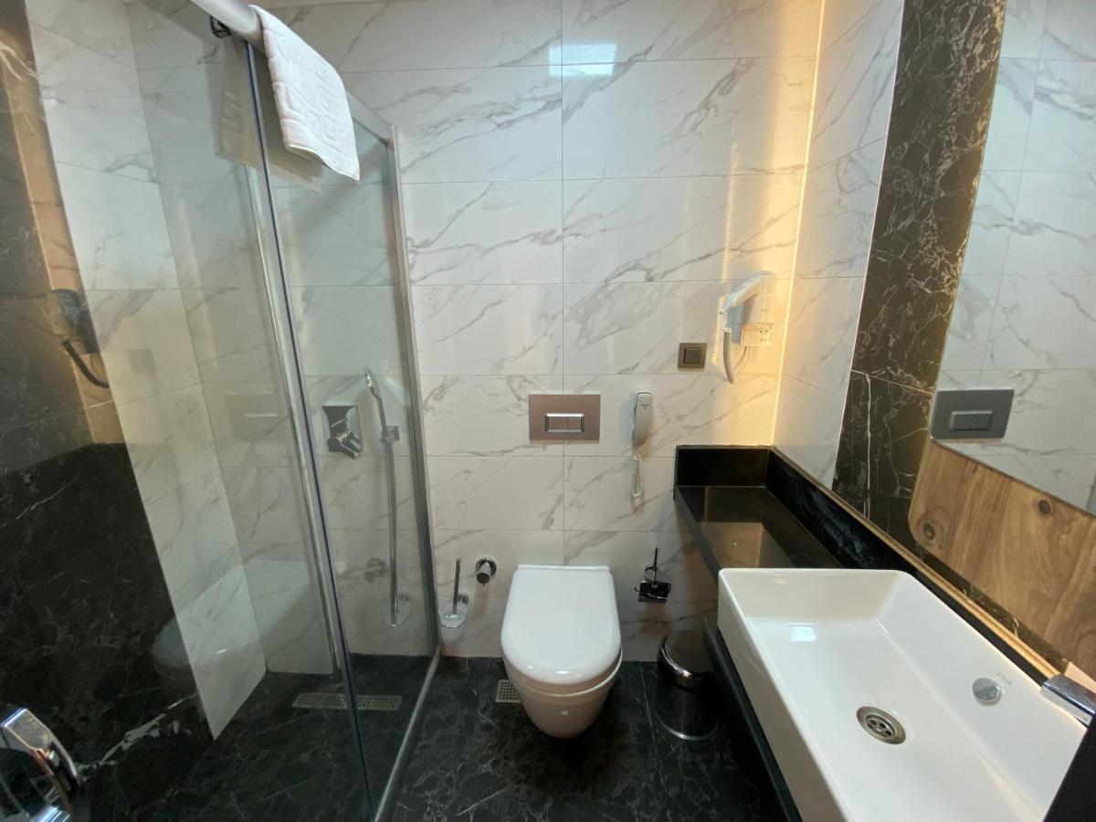 Miyas Luxury Hotel เกเมร์ ภายนอก รูปภาพ